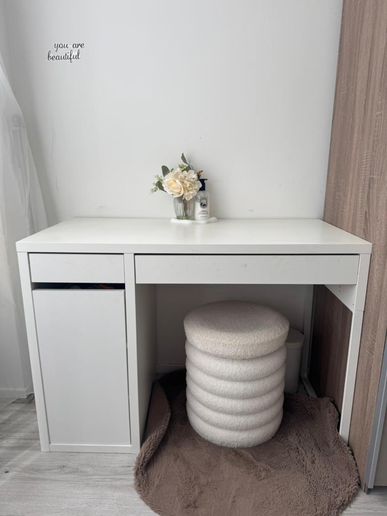 Modern wit bureau, Ophalen of Verzenden, Zo goed als nieuw