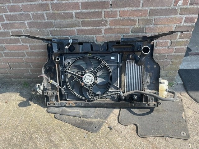Voorfront compleet met radiateurs Fiat 500 (312) 2018, Auto-onderdelen, FCA Germany GmbH, Gebruikt, IPC D1-09 Bahnhofsplatz, Rüsselsheim am Main 65423, , Duitsland
