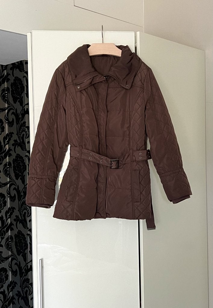 ZGAN: Bruin gewatteerde (tussen) jas van M&S; mt XL, Kleding | Dames, Jassen | Winter, Bruin, Maat 46/48 (XL) of groter, Zo goed als nieuw