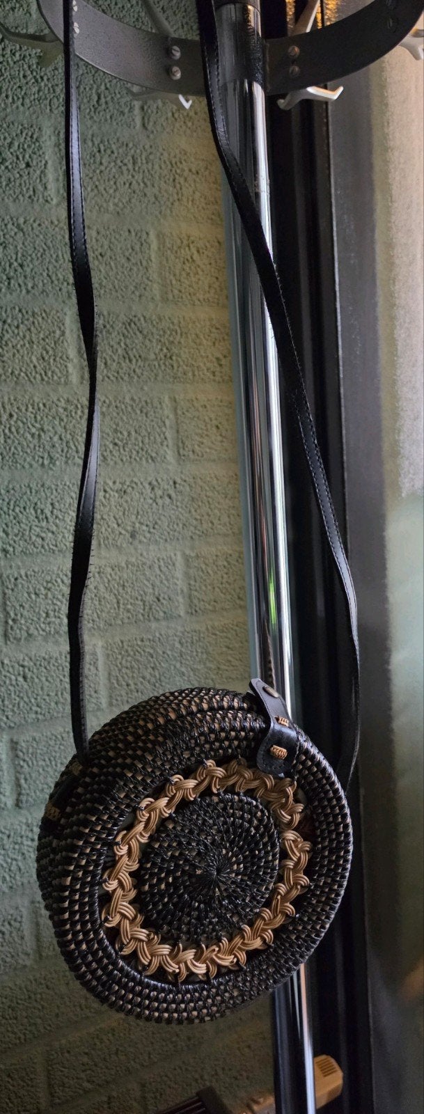 Rotan Schoudertasje - Zwart/Naturel Rond Design, Ophalen of Verzenden, Zo goed als nieuw, Zwart, Schoudertasje