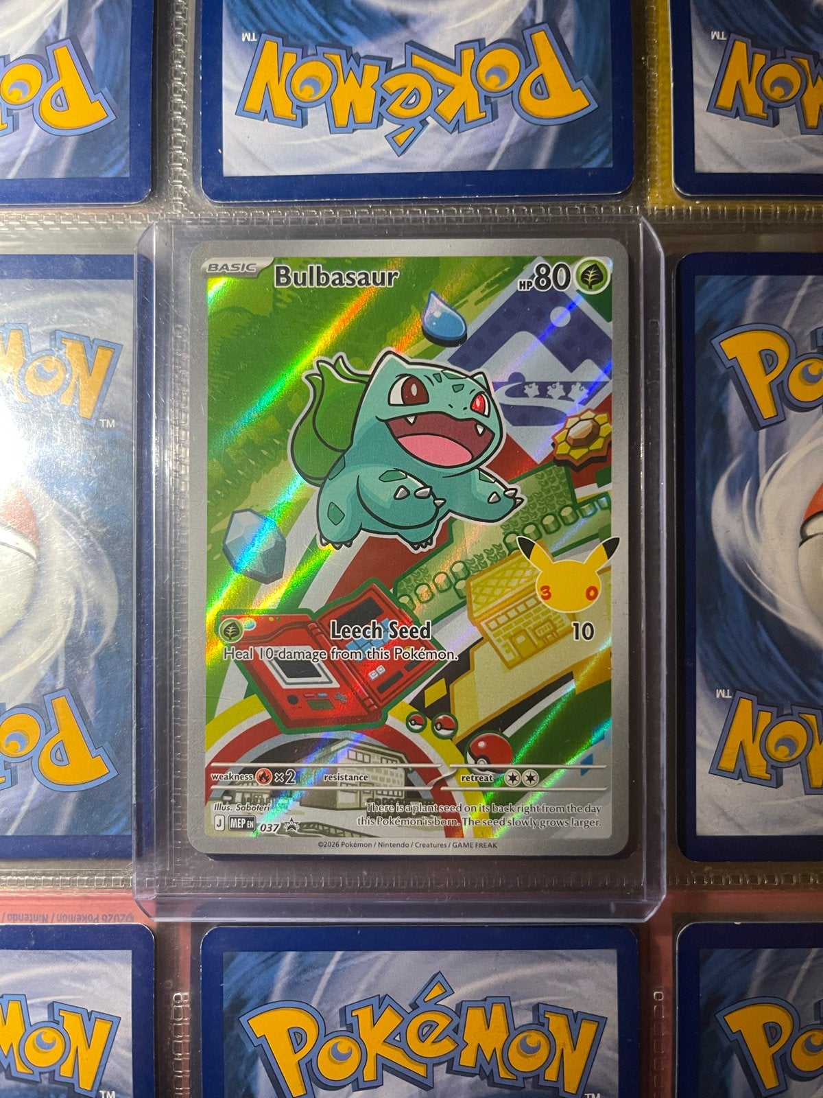 Bulbasaur Pokémon Kaart - Full Art Holo, Ophalen of Verzenden, Zo goed als nieuw, Losse kaart, Foil