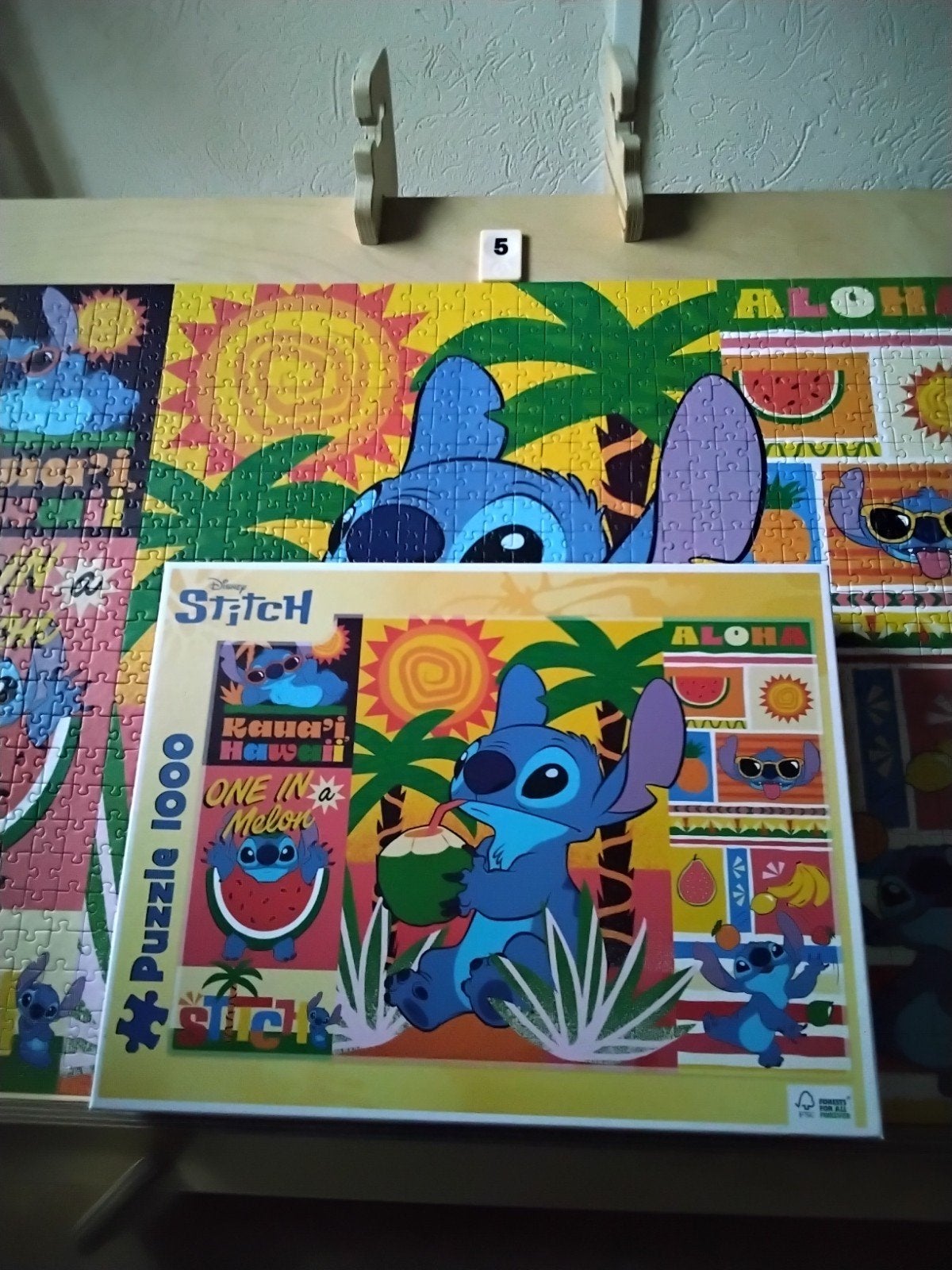 Disney Stitch puzzel 1000st compleet, Ophalen of Verzenden, 500 t/m 1500 stukjes, Zo goed als nieuw