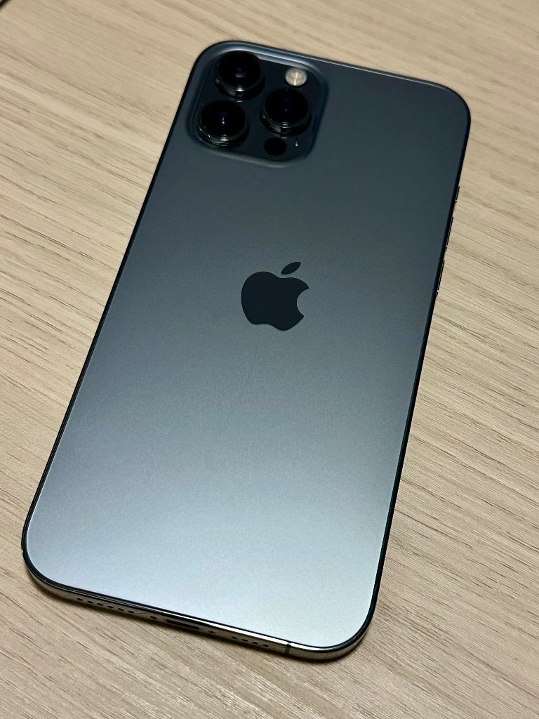 Foto 4 van iPhone 12 PRO MAX 512 GB + AirPods