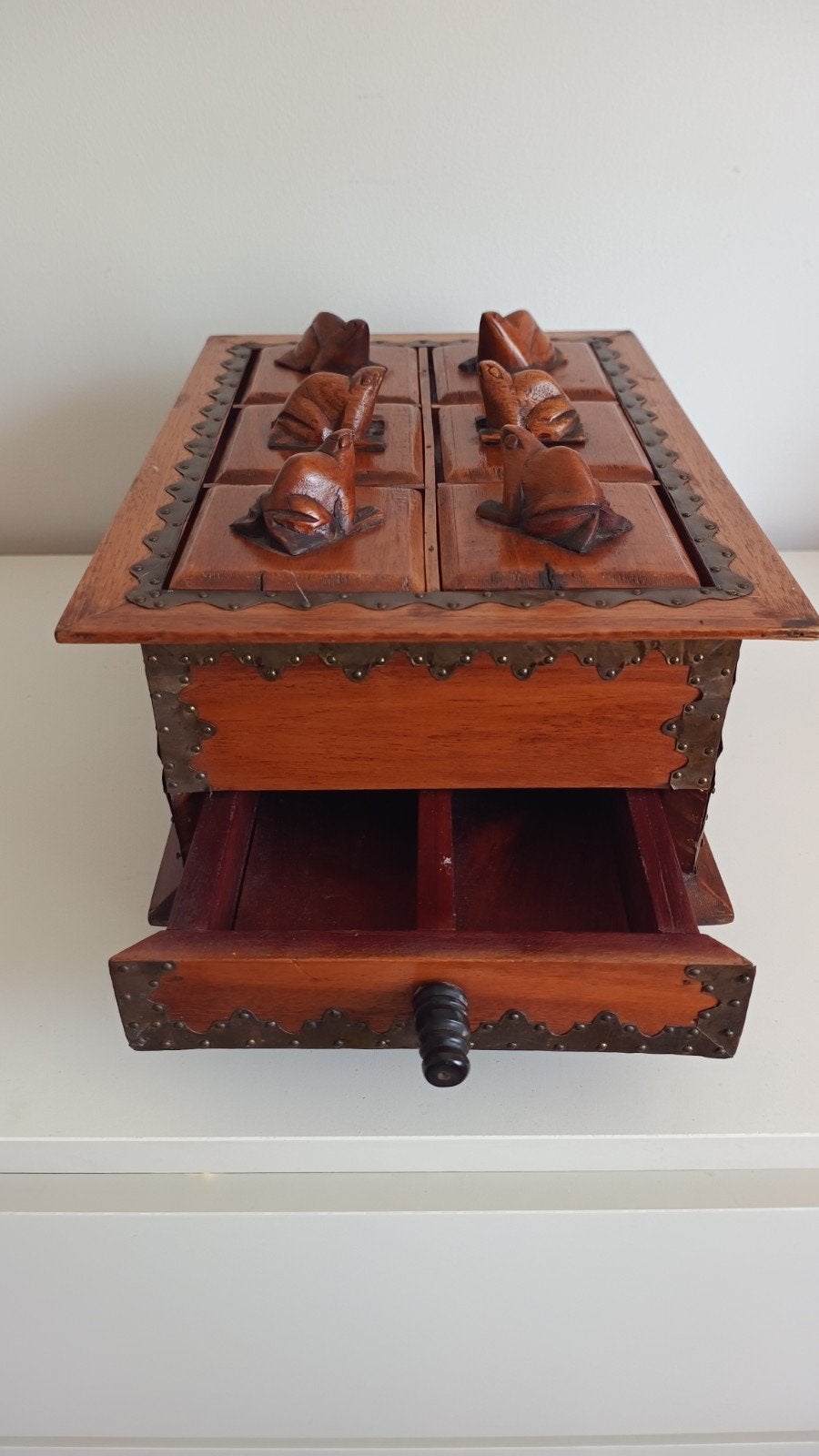 Balinese "kikker-kist" kruidendoos rituele kist jaren '60, Ophalen of Verzenden