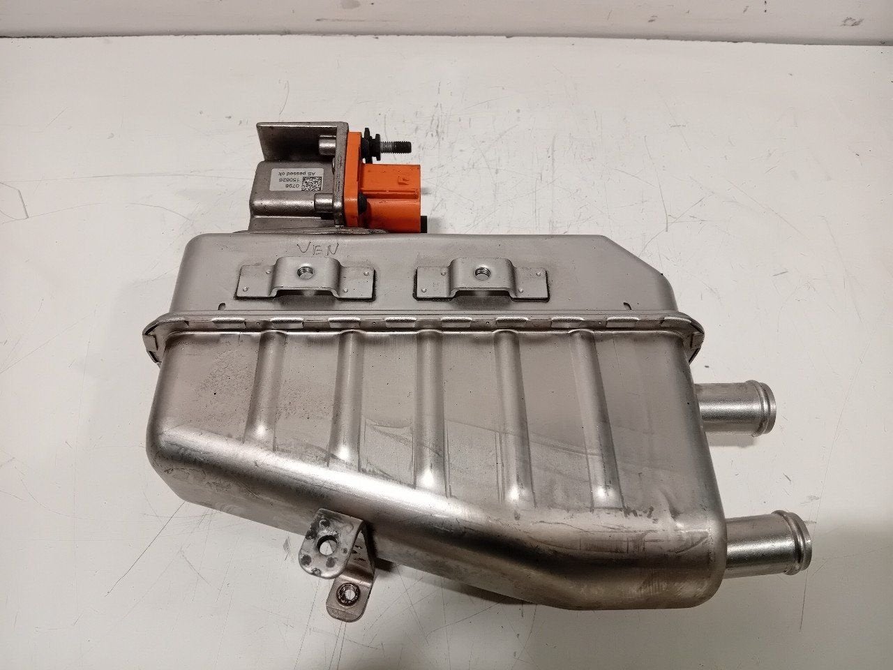 Standkachel Volkswagen Passat, Onderdelen@venauto.nl, Van der Ven Autorecycling B.V., Gebruikt, Ettenseweg 76, 4706 PB Roosendaal, The Netherlands