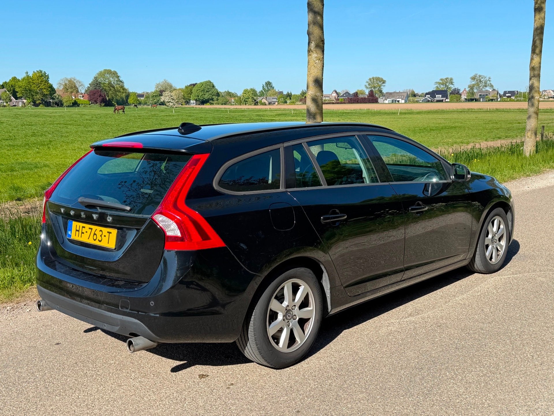 Volvo V60 1.6 DRIVe Kinetic D2 APK 06-2027 Airco, Voorwielaandrijving, Stof, Gebruikt, Zwart