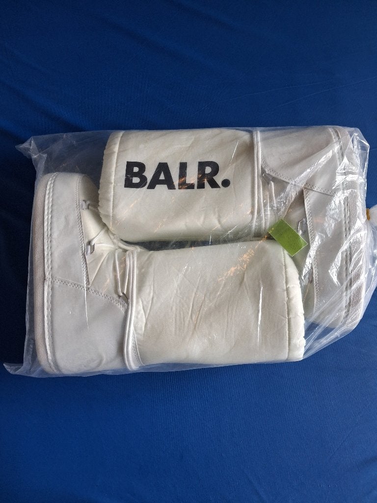 BALR. SNOWBOOTS (ORIGINEEL) MAAT 42 ZGAN! voor €10,-!, Ophalen, Wit, Boots, Zo goed als nieuw