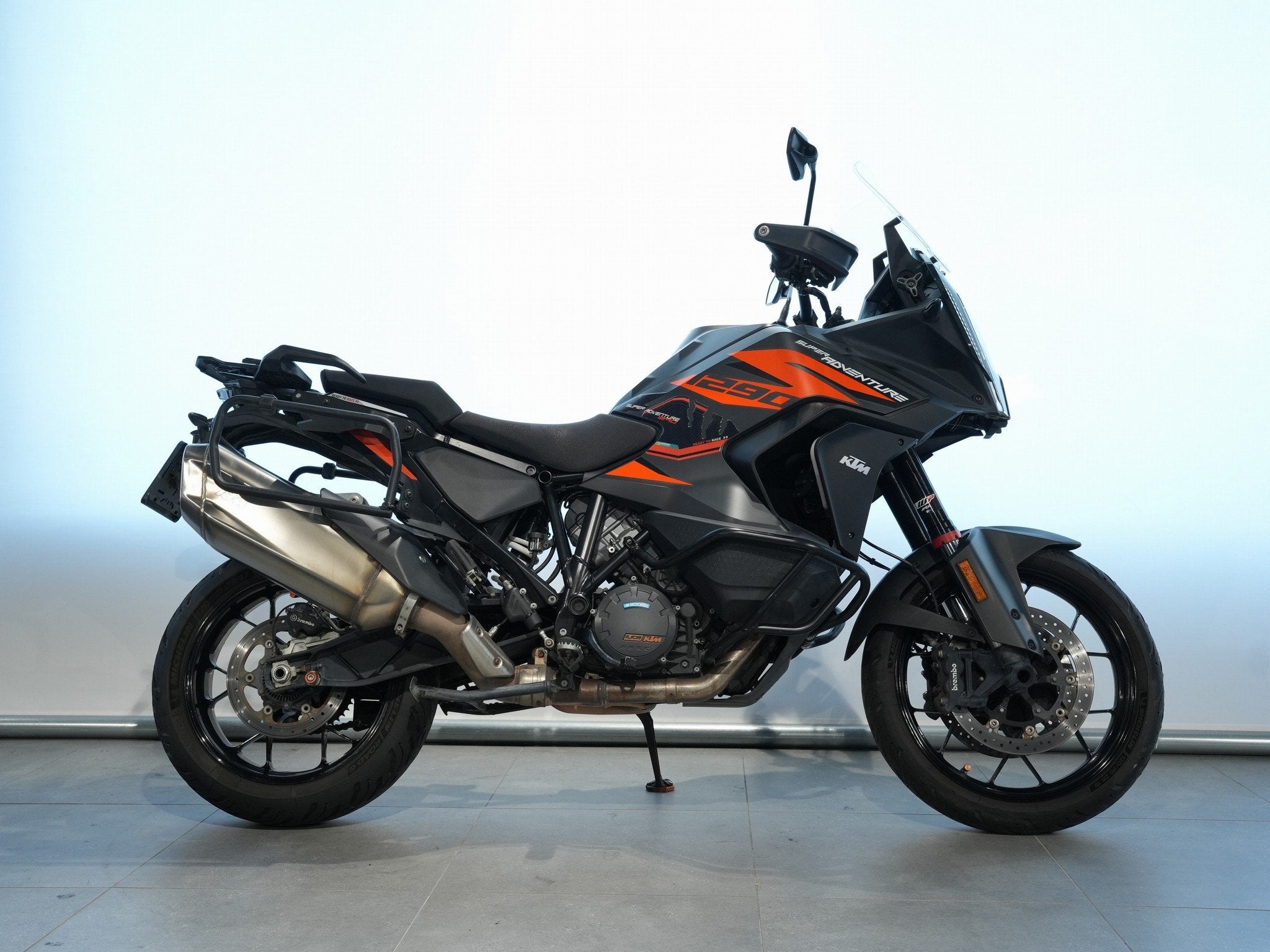 KTM 1290 SUPER ADVENTURE S (bj 2022), KTM Sportmotorcycle Ned. BV, Bedrijf, Meer dan 35 kW, Toermotor