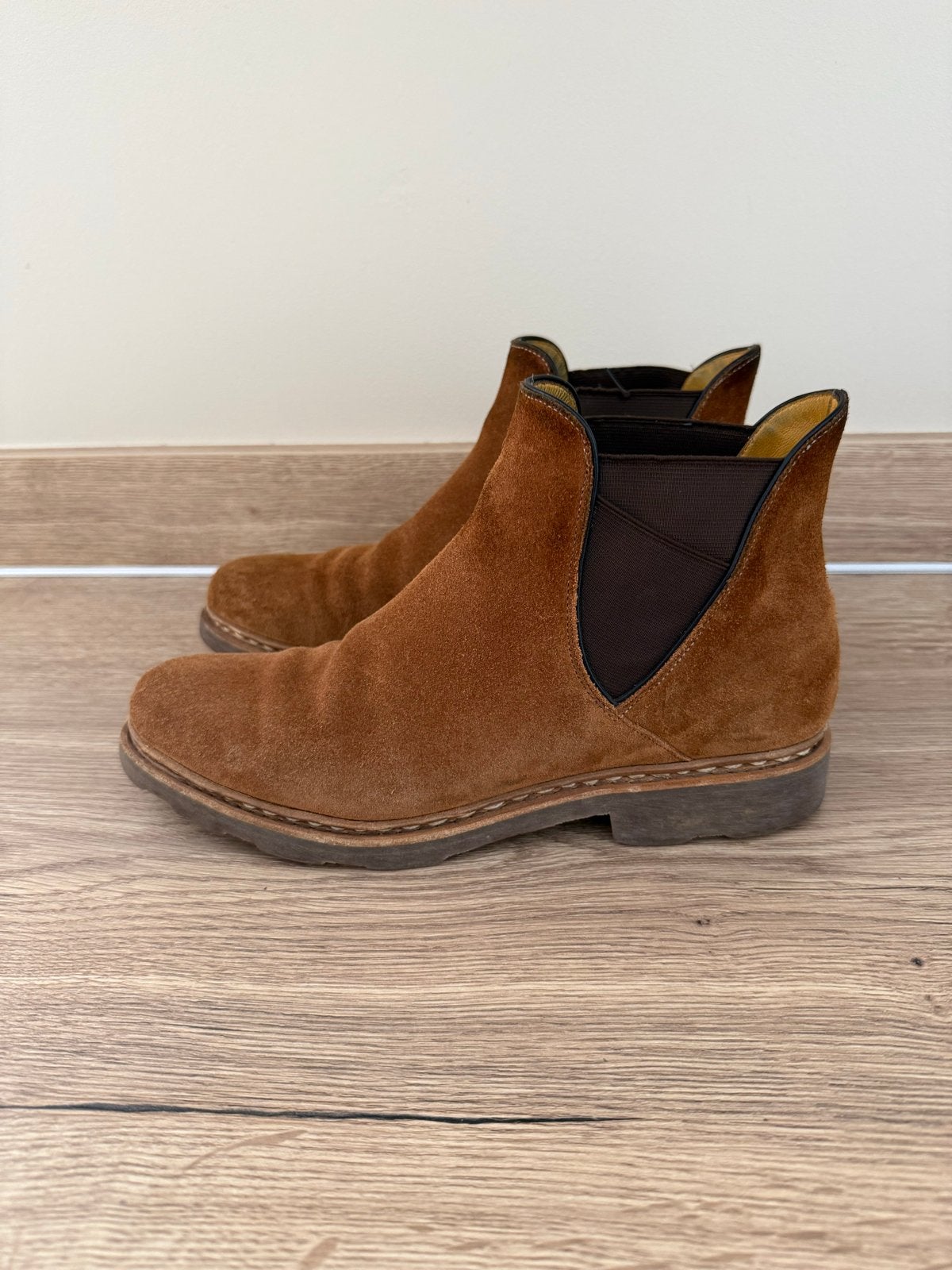 Paraboot bruine suède Chelsea boots - Maat 40, Ophalen of Verzenden, Gedragen, Bruin, Boots