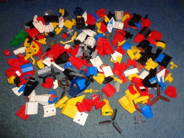 Partij C33=Lego vliegtuig onderdelen
