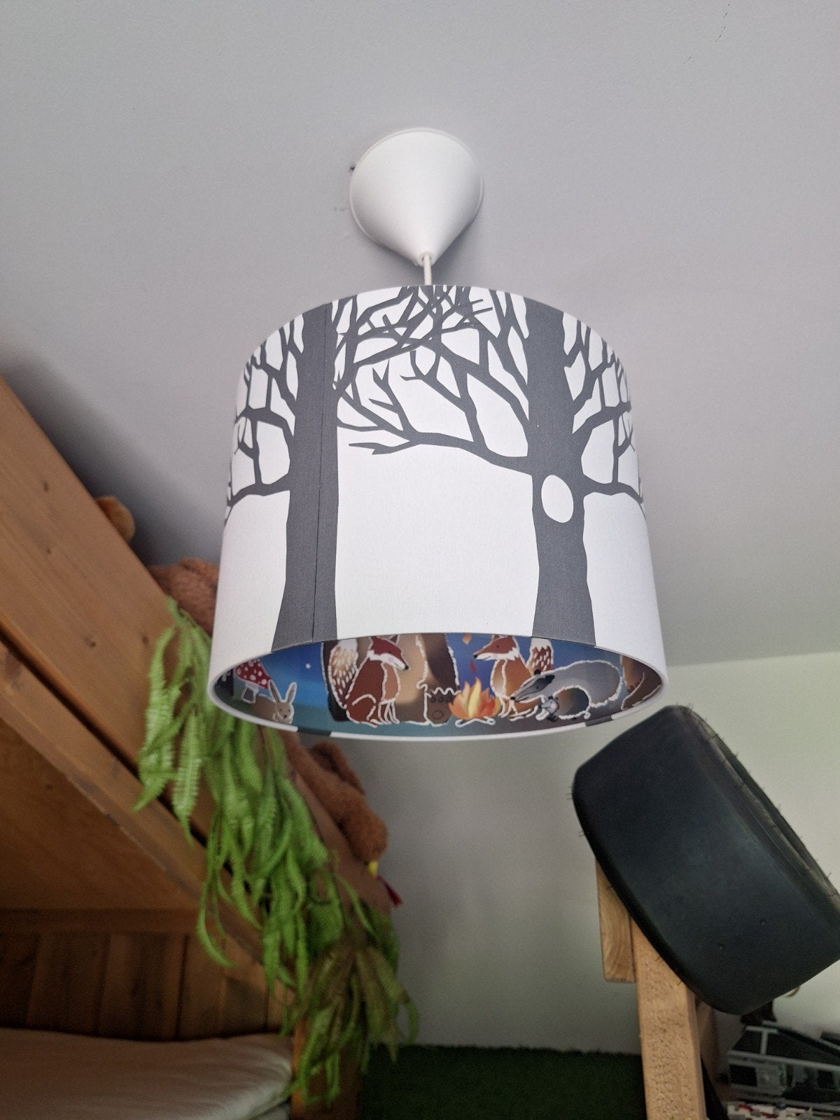 Hanglamp met bosdieren en bomen (29x23 cm), Ophalen, Gebruikt, Metaal, Kinderkamer, Bosdieren, Speels