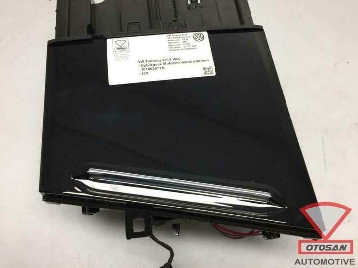 vw touareg 2018 opbergvak middenconsole pianolak 761863071a, Gebruikt, Volkswagen, Volkswagen AG, Berliner Ring 2
38440  Wolfsburg, DE