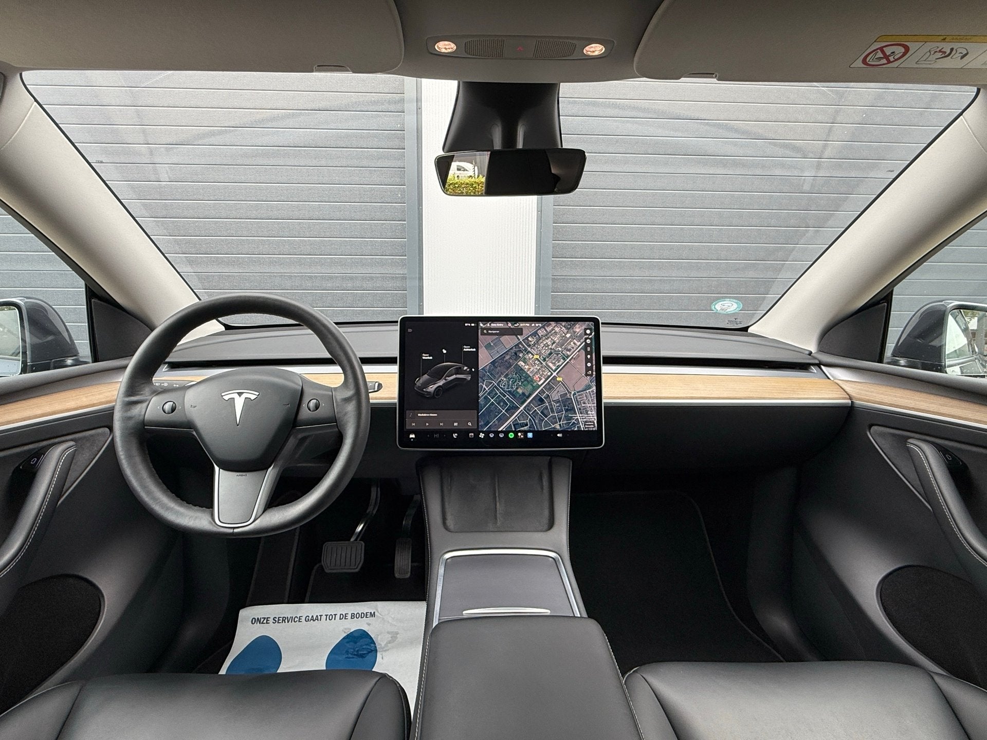 Foto 3 van Tesla Model Y Long Range AWD 75 kWh / WINTERPAKKET / FSD