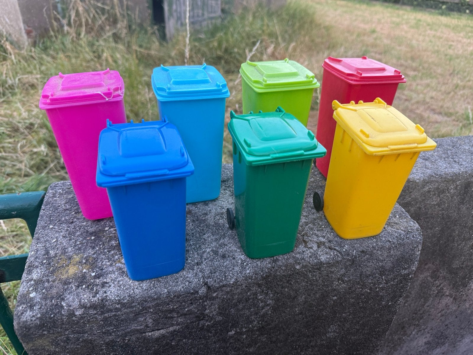 Diverse decoratie kliko's - Mini afvalbakjes, Gebruikt, Meerkleurig, Overige stijlen, Kunststof