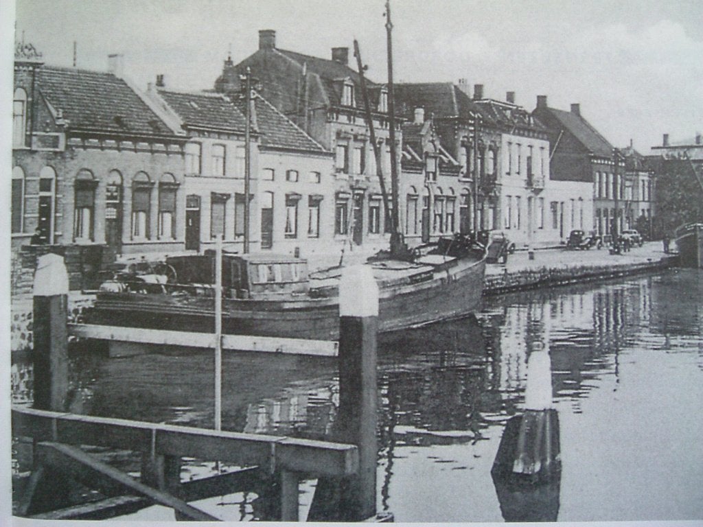 De laatste beurtschippers van Zeeland., Verzamelen, Scheepvaart, Ophalen of Verzenden, Gebruikt, Motorboot, Boek of Tijdschrift