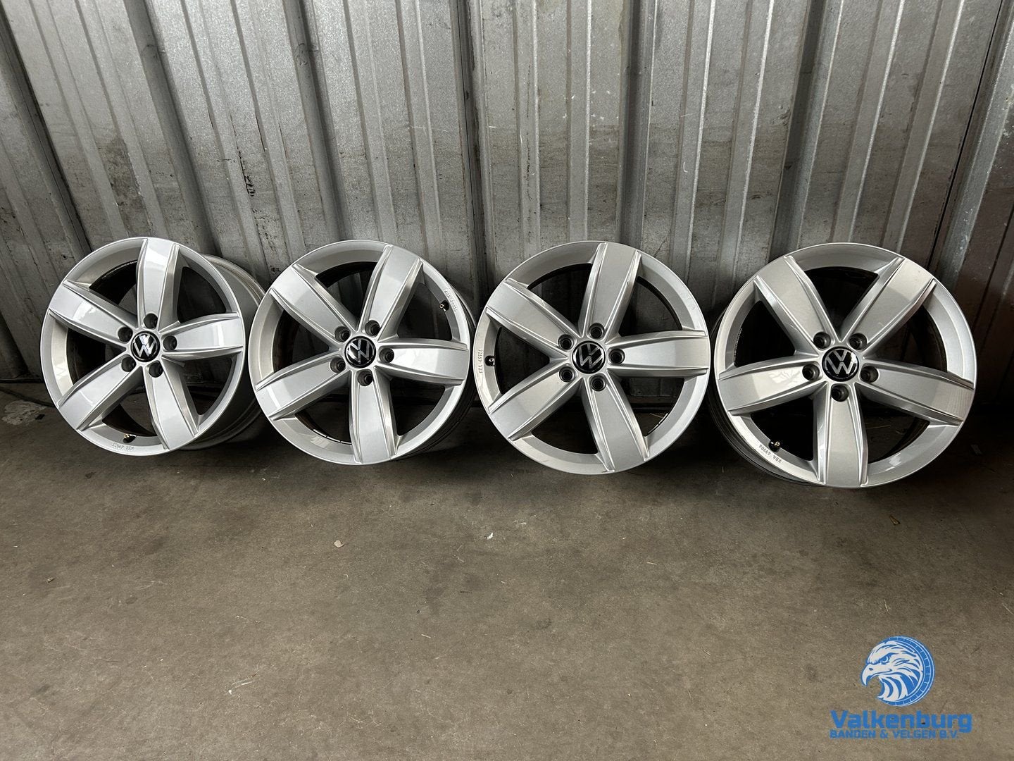 Originele VW Passat Tiguan Corvara 17 inch velgen 5x112, Auto-onderdelen, Banden en Velgen, Gebruikt, Velg(en), -, -