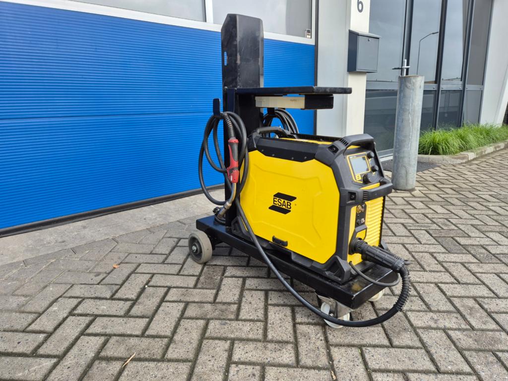 ESAB REBEL EMP235ic Mig/Mag, Co2 Lasapparaat in Nieuwstaat!!, Gebruikt, Info@bolkmachinehandel.nl, Zweden, ESAB