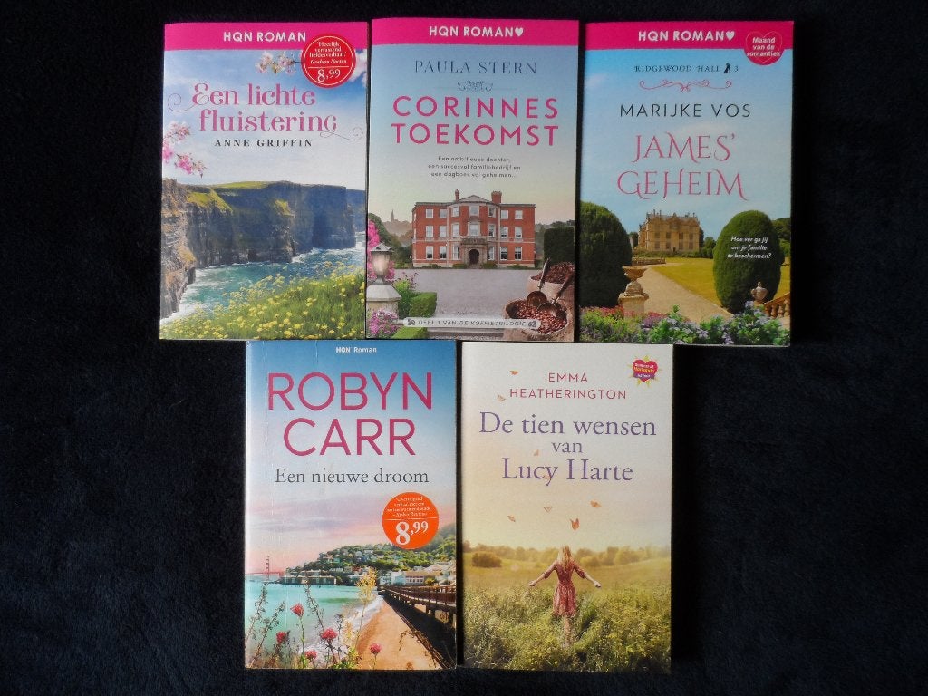 Harlequin romans 5 X, Boeken, Ophalen of Verzenden, Zo goed als nieuw, Harlequin