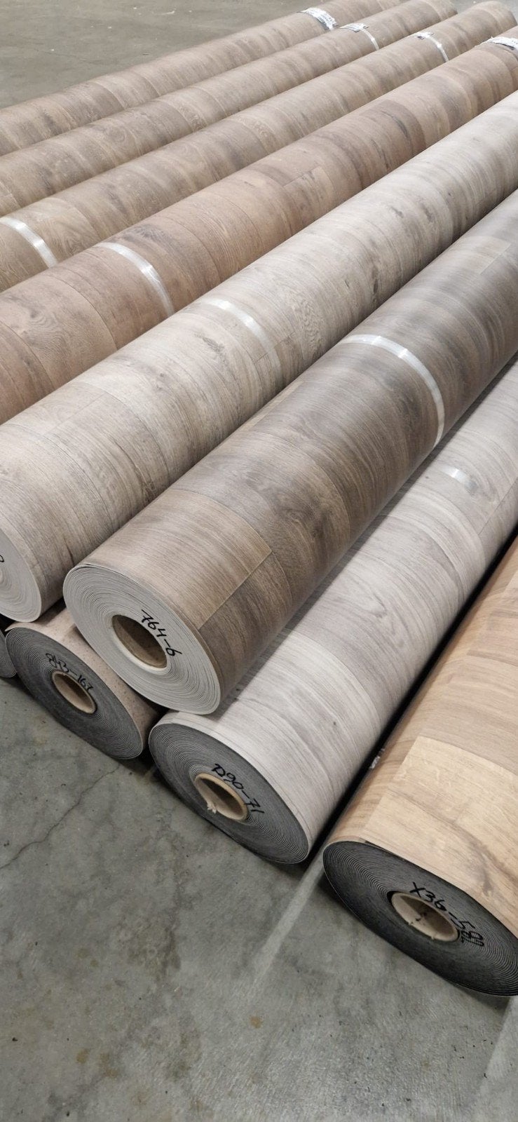 NIEUW – INTERFLOOR PVC VINYL 4 METER BREED

 Projectkwalite, Ophalen, 75 m² of meer, Geel