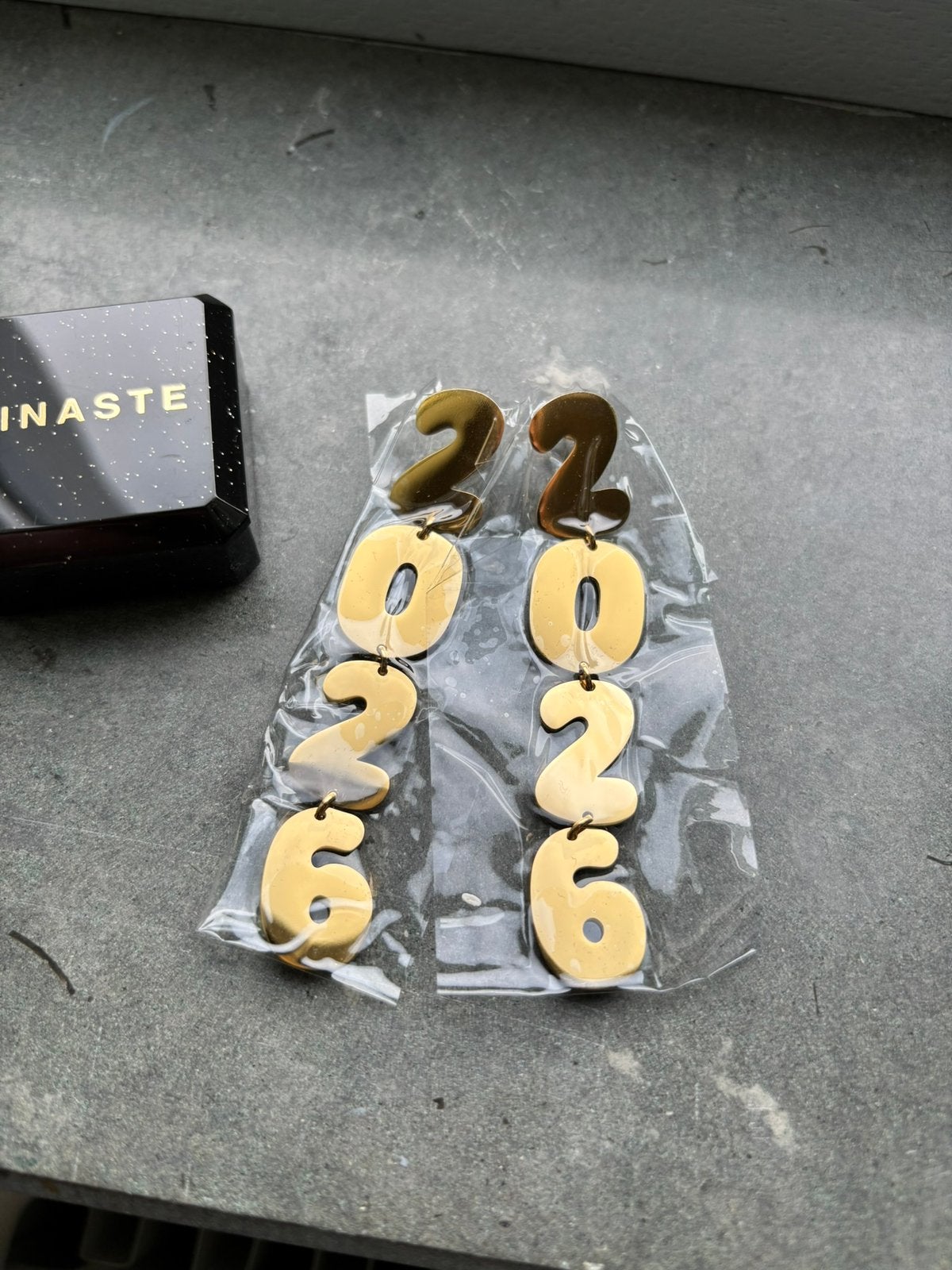 Nieuwe oorbellen 2026 goud Finaste, Overige materialen, Hangers, Nieuw, Ophalen of Verzenden
