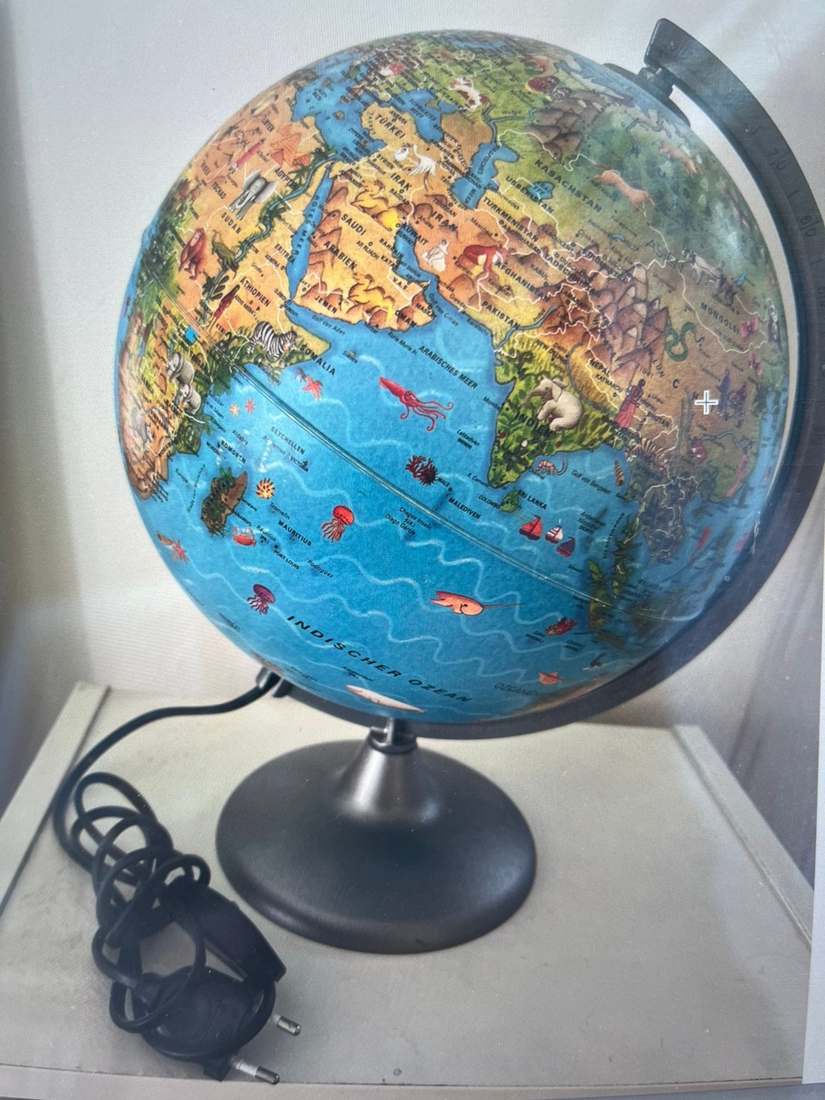 Globe lampe in duits, Ophalen, Zo goed als nieuw
