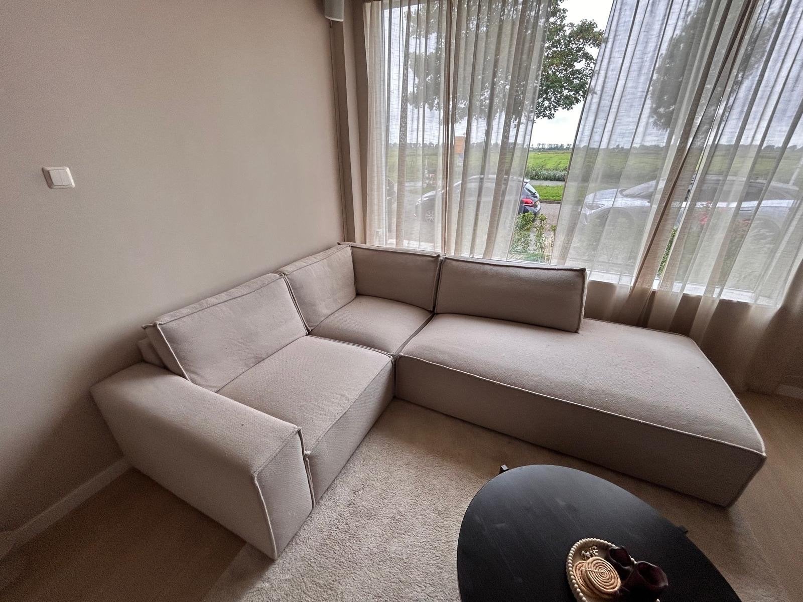 Moderne ruime beige hoekbank, Huis en Inrichting, Banken | Bankstellen, Ophalen, 250 tot 300 cm, 125 tot 150 cm, Hoekbank