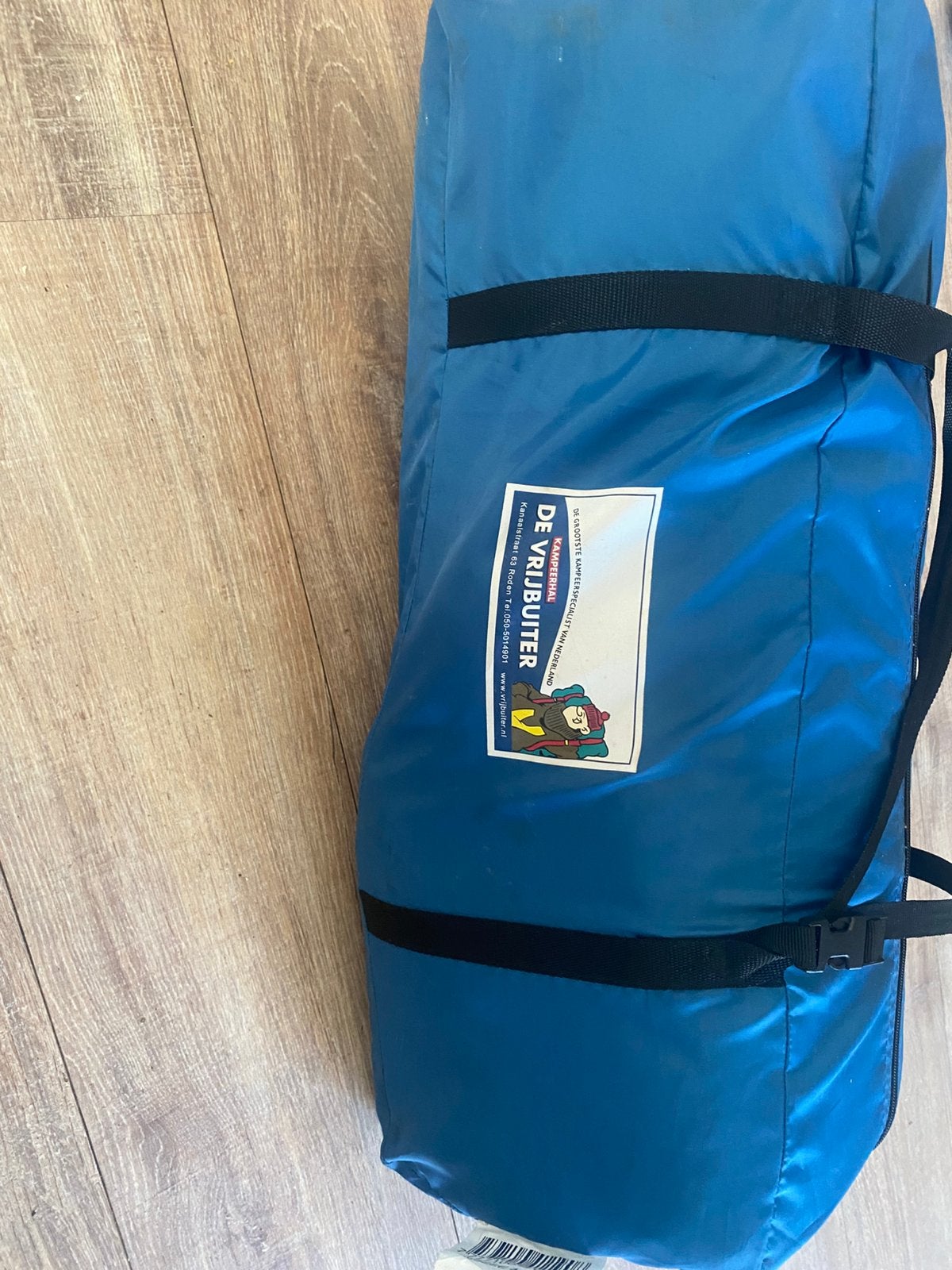 De Vrijbuiter IJszee 4-persoons tent – blauw, Caravans en Kamperen, Ophalen of Verzenden, Zo goed als nieuw