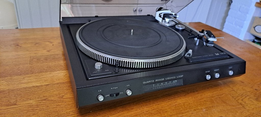Dual CS731Q Quartz-lock direct drive, uniek, als nieuw, Automatisch, Ophalen of Verzenden, Zo goed als nieuw, Platenspeler