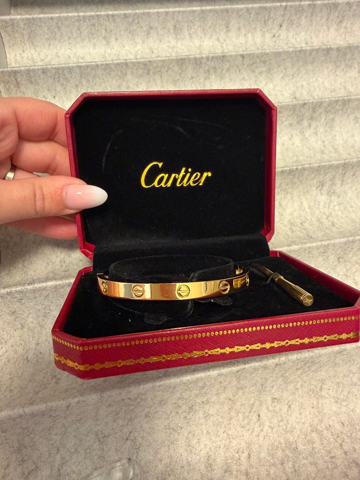 Cartier LOVE armband breed goud inclusief doos, Sieraden, Tassen en Uiterlijk, Armbanden, Ophalen of Verzenden, Nieuw, Goud, Staal