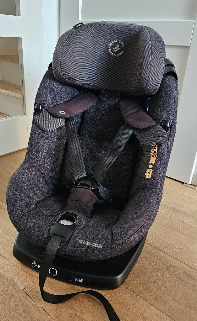 Maxi cosi AxissFix autostoel isofix draaibaar slaapstand, Ophalen, 0 t/m 18 kg, Slaapstand, Zo goed als nieuw