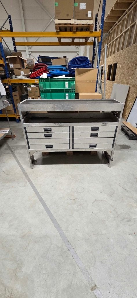 Aluminium stelling voor bus, Ophalen