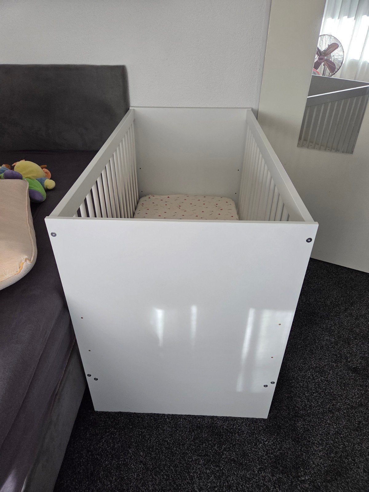 Wit  ledikantje met matras, Kinderen en Baby's, Ophalen, Gebruikt, Ledikant