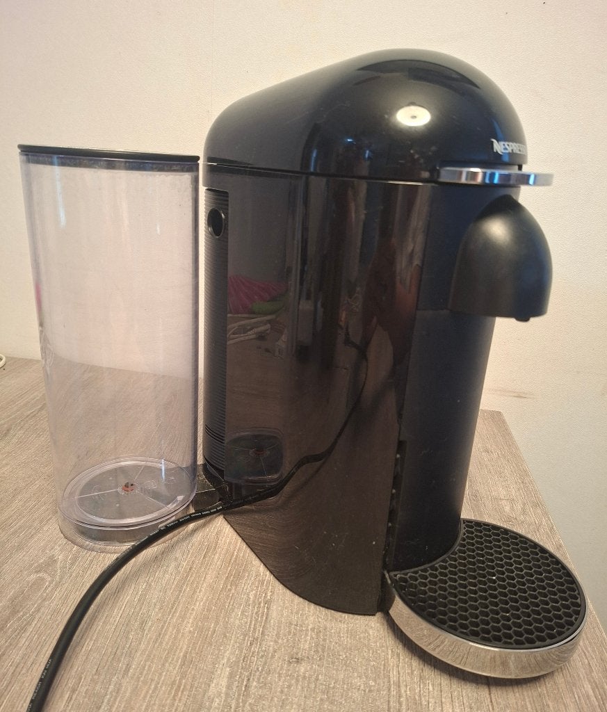 ZGAN nespresso machine Krups Vertuo Plus in zwart, Witgoed en Apparatuur, Koffiemachine, Ophalen of Verzenden, Zo goed als nieuw