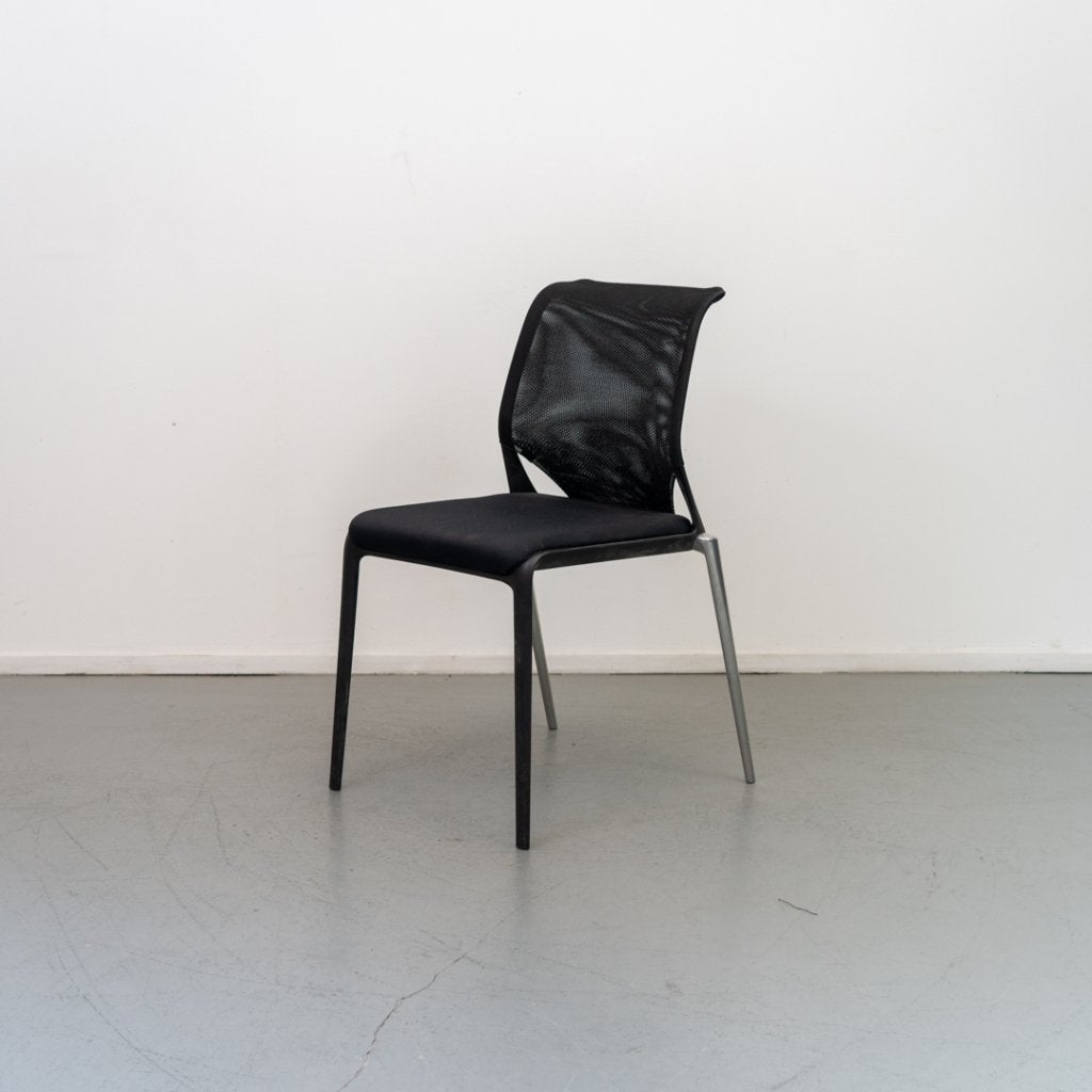 1 Vitra Meda Slim stoel Zwart, Niet ingevuld, Niet ingevuld, Zo goed als nieuw, Metaal