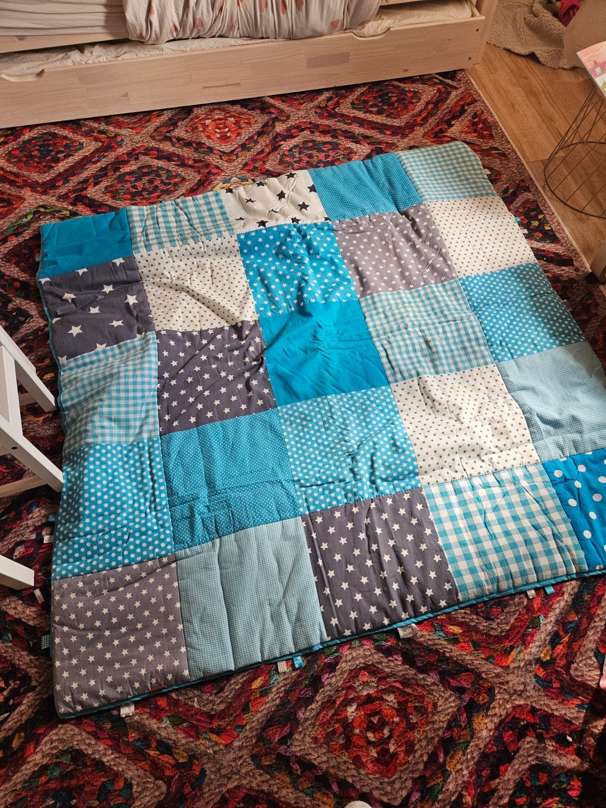 Patchwork deken blauw/grijs met sterren en ruitjes boxkleed, Ophalen