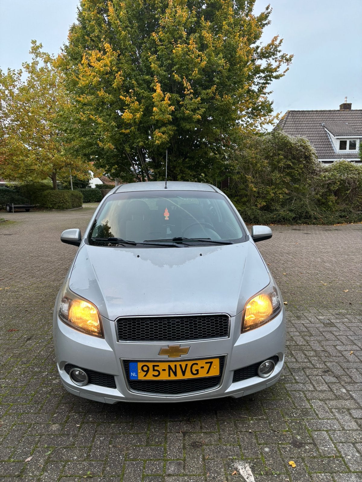 Chevrolet Aveo 1.2 AirCo16V 3D 2010 Grijs, Auto's, Voorwielaandrijving, Stof, 40 €/maand, Aveo
