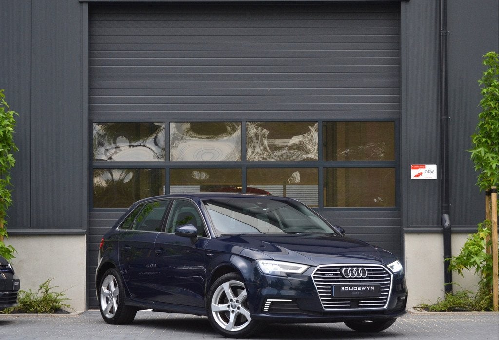 Audi A3 Sportback 1.4 e-tron Lease Edition NAP | Digitaal Di, Auto's, Audi, Gebruikt, Euro 6, 4 cilinders, Blauw