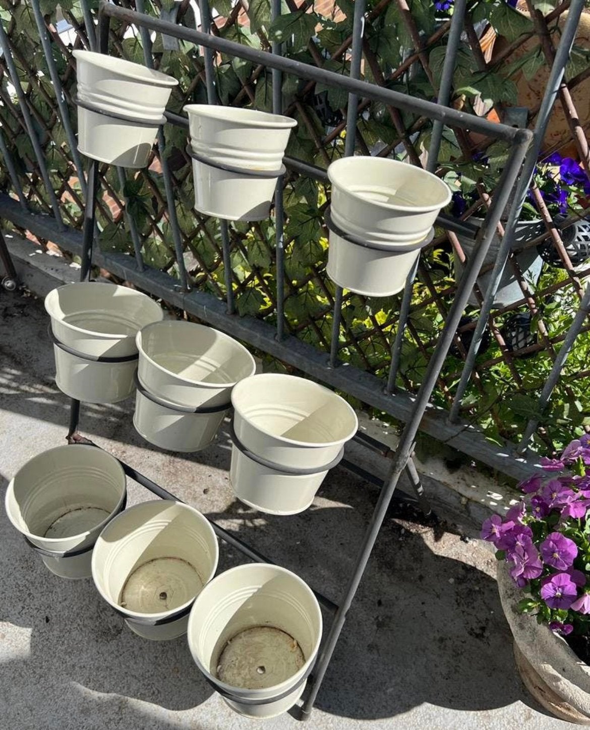 Standaard met zinken bloempotjes Dille & kamille, Tuin en Terras, Bloempotten, Ophalen, Rond, Zo goed als nieuw, Metaal