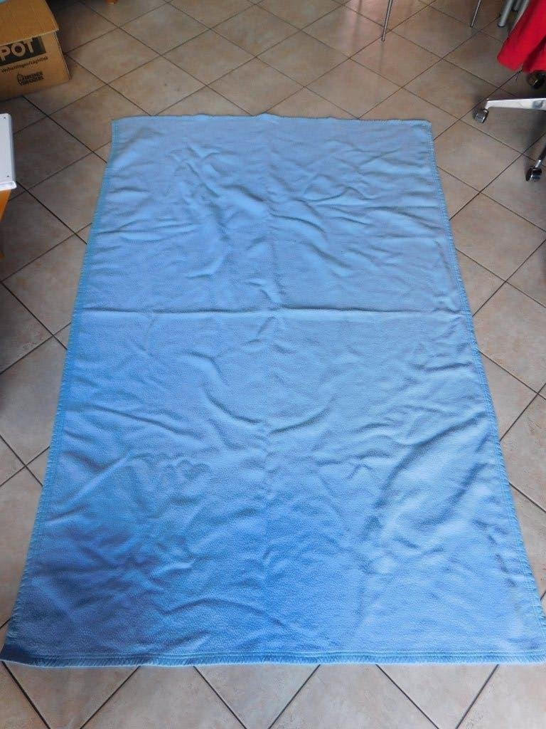 Vintage Dralon deken in licht blauw, afm. 215x140 cm, bedden, Gebruikt, 214 cm, 140 cm, Ophalen of Verzenden