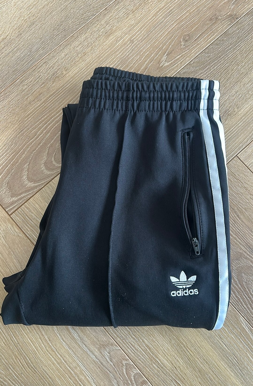 Adidas originals zwarte trainingsbroek maat S, Kleding | Dames, Zwart, Nieuw, Ophalen of Verzenden, Fitness of Aerobics