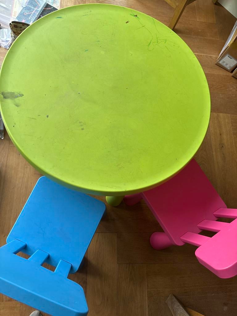 IKEA Mammut kindertafel met 2 stoeltjes, Ophalen, Gebruikt, Tafel(s) en Stoel(en)
