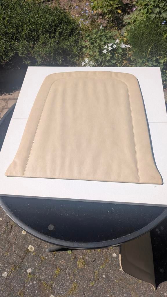 2x Originele 1966 Ford Mustang Stoelleuningen - Parchment, Auto-onderdelen, Interieur en Bekleding, Ophalen of Verzenden, Gebruikt