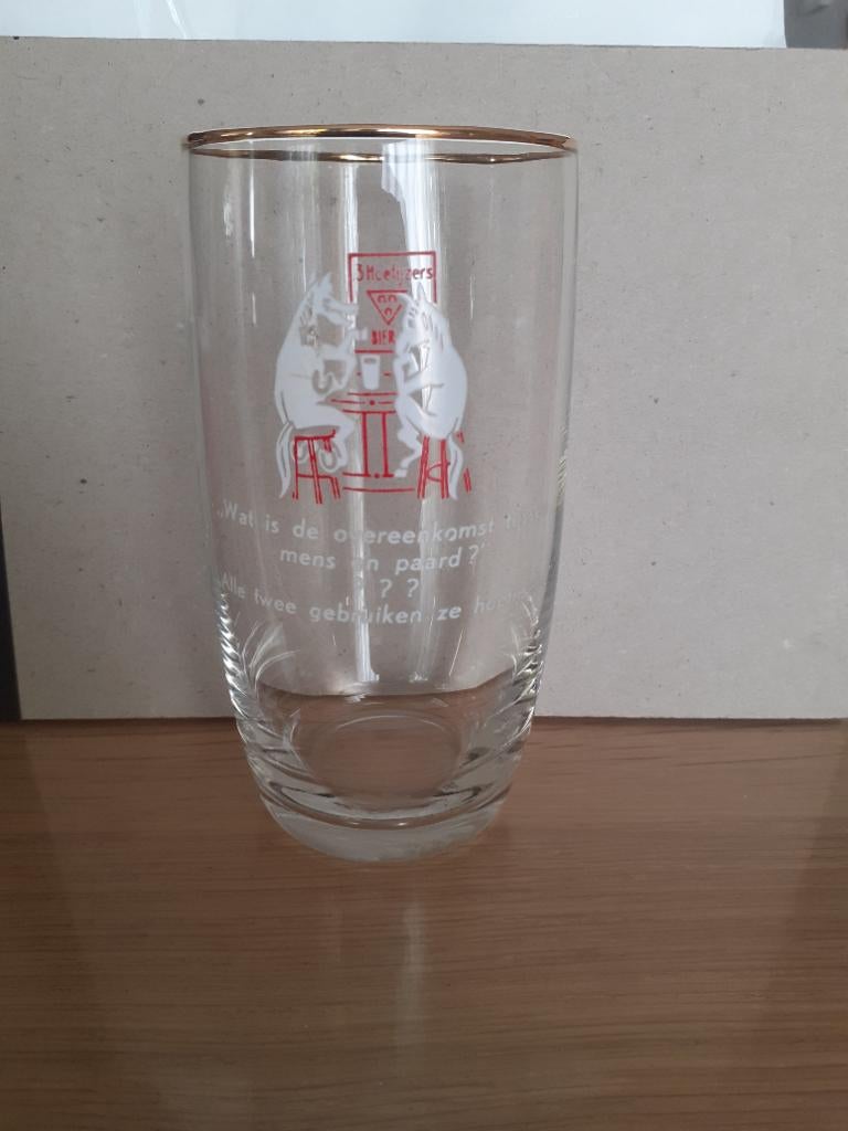 Oud 3 hoefijzers glas met tekst, Ophalen of Verzenden