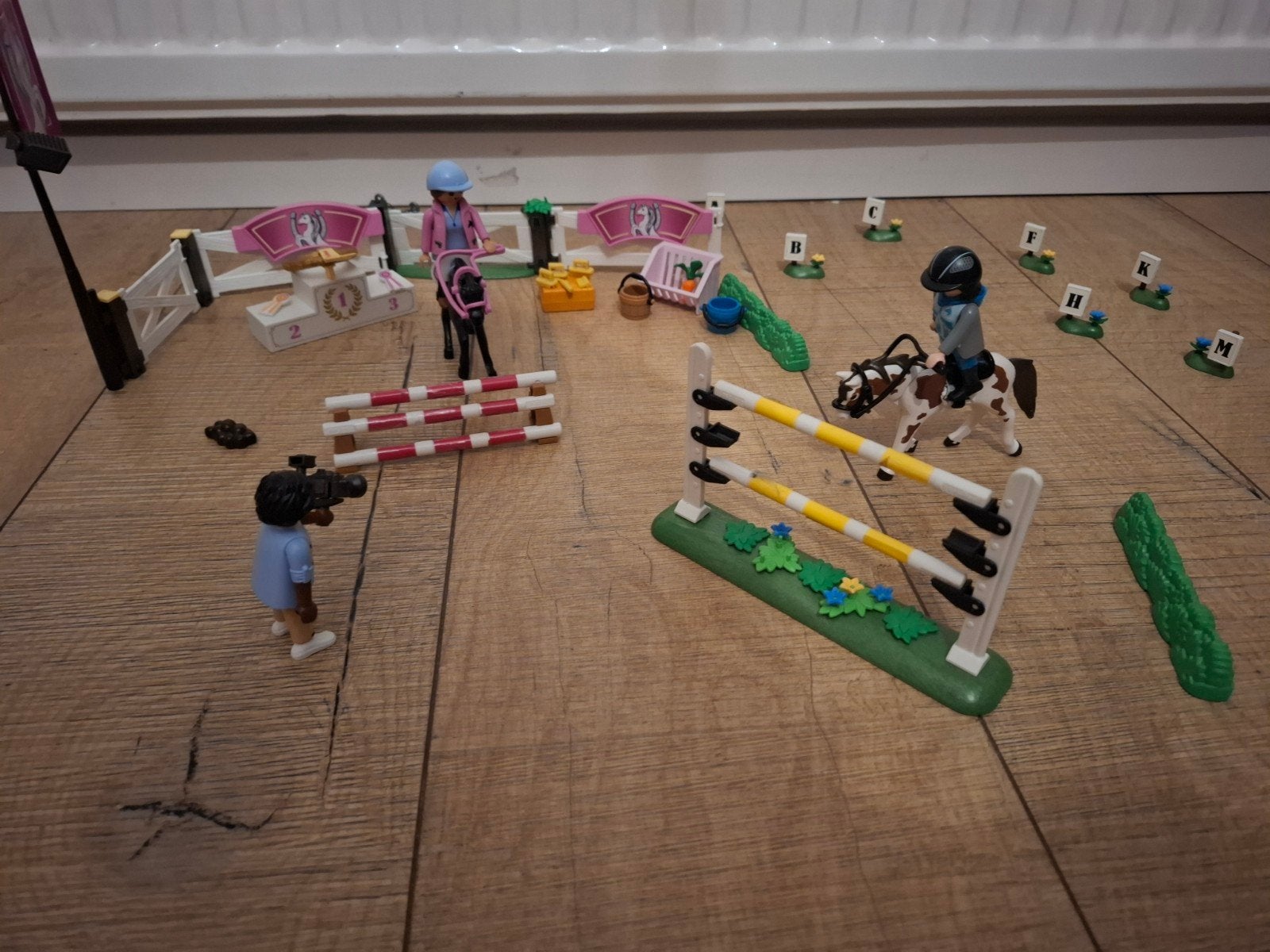 Playmobil Paardenshow Set - Zo goed als nieuw, Complete set, Overige typen, Ophalen of Verzenden, Zo goed als nieuw
