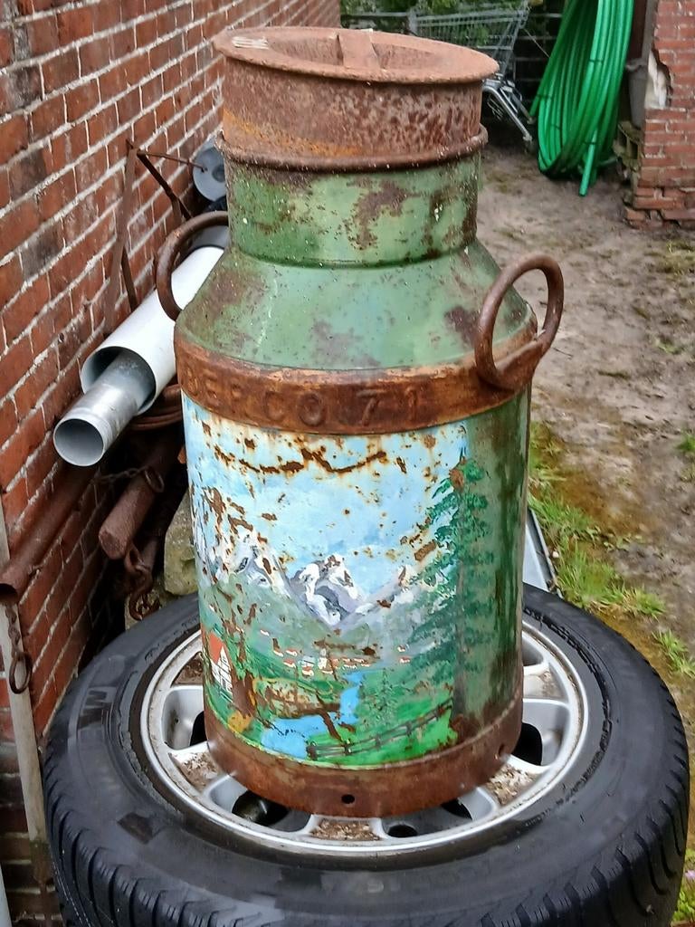 Antieke melkbus met handgeschilderd landschap, Ophalen