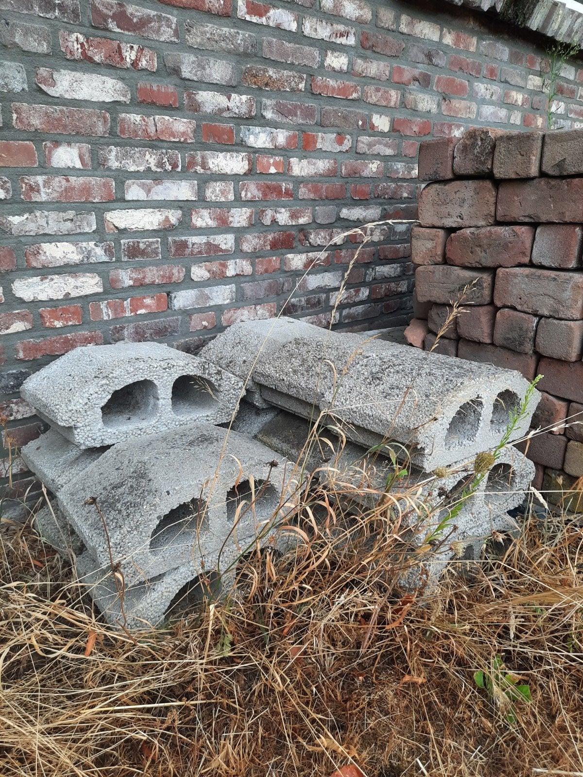 Betonnen holle bouwstenen, Doe-het-zelf en Verbouw, Metselstenen, Ophalen, Nieuw, Beton