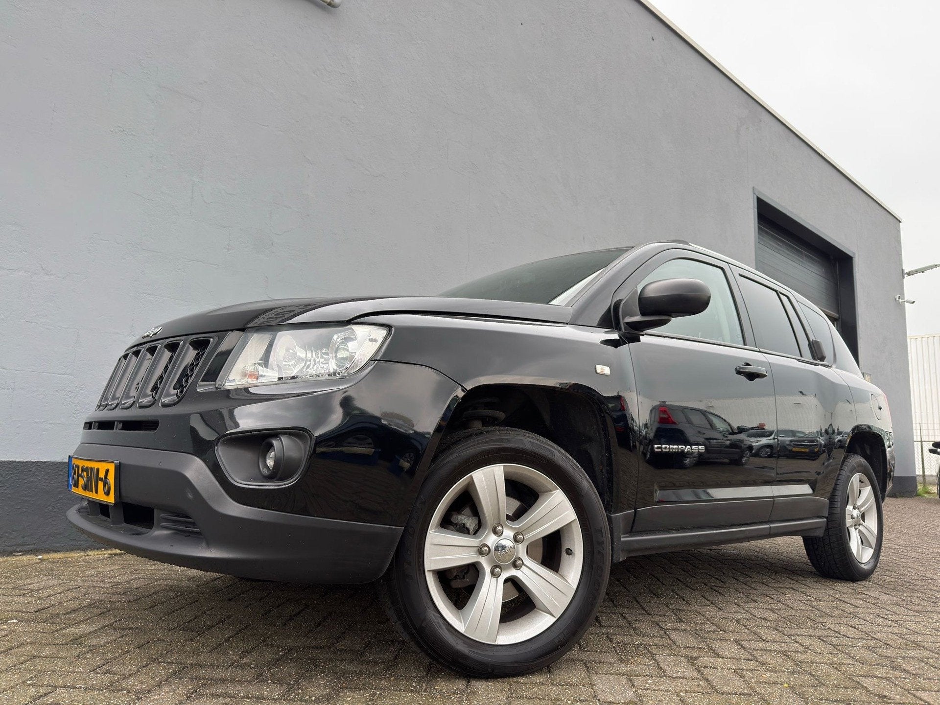 Jeep Compass 2.0 Sport, Auto's, 450 kg, Gebruikt, Zwart, Handgeschakeld