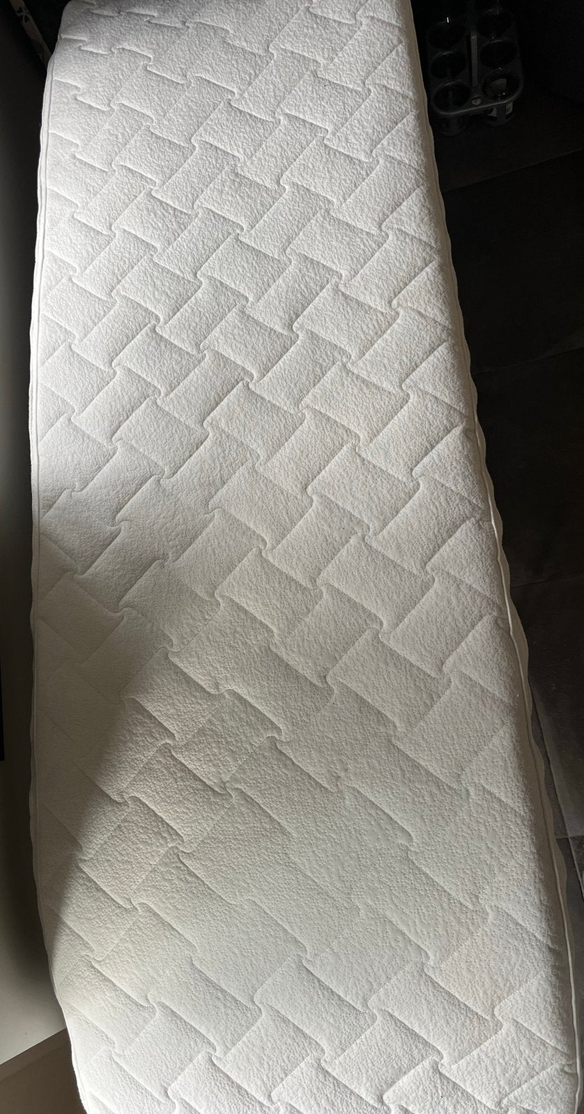 Zeer nette Topper matras koudschuim 220x70x7cm, Gebruikt, Ophalen of Verzenden, Matras, Overige maten