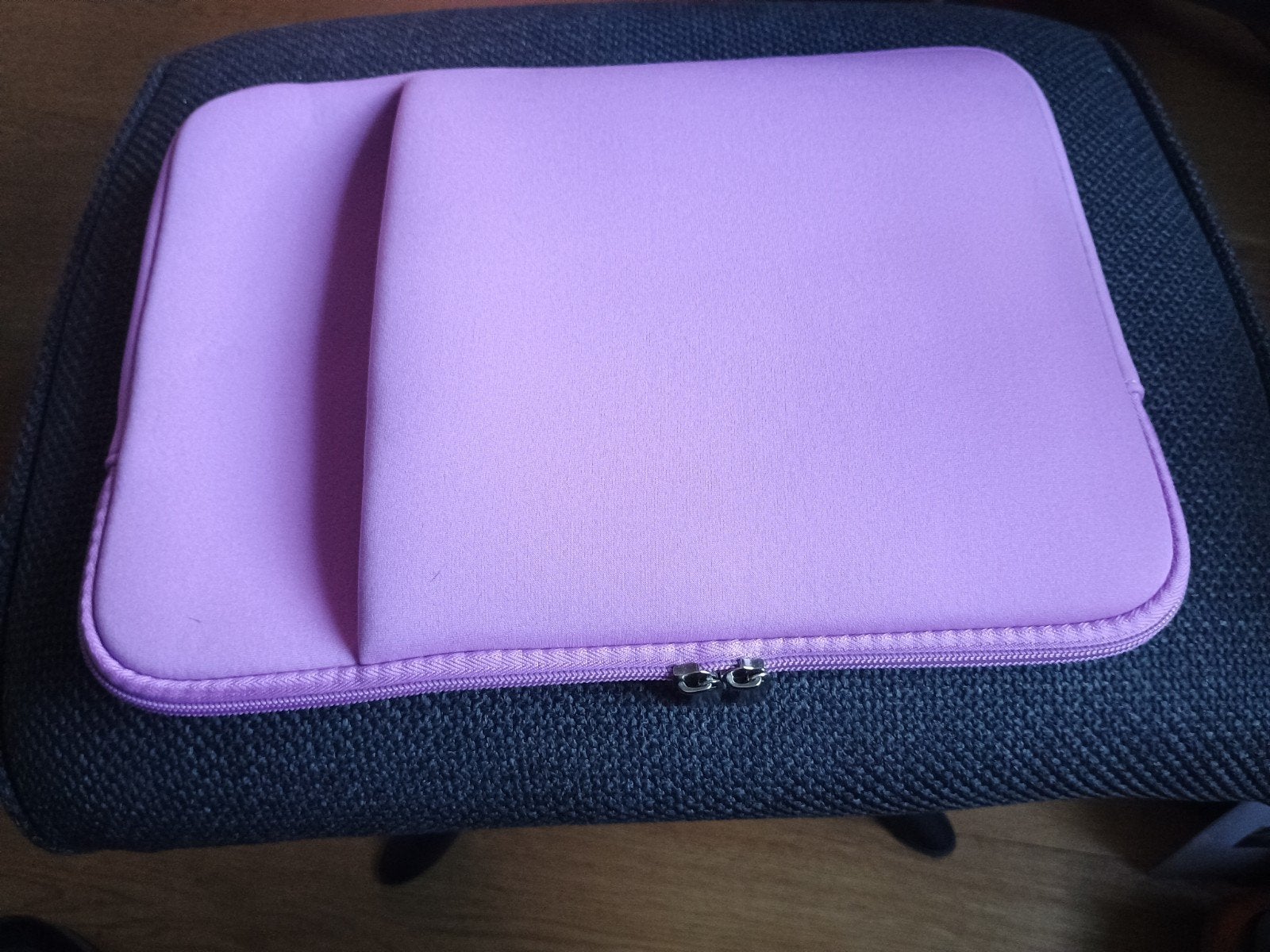 Neoprene sleeve/tablethoes 12-12,9 inch nieuw, Ophalen of Verzenden, Zo goed als nieuw, 12 inch, Bescherming voor- en achterkant