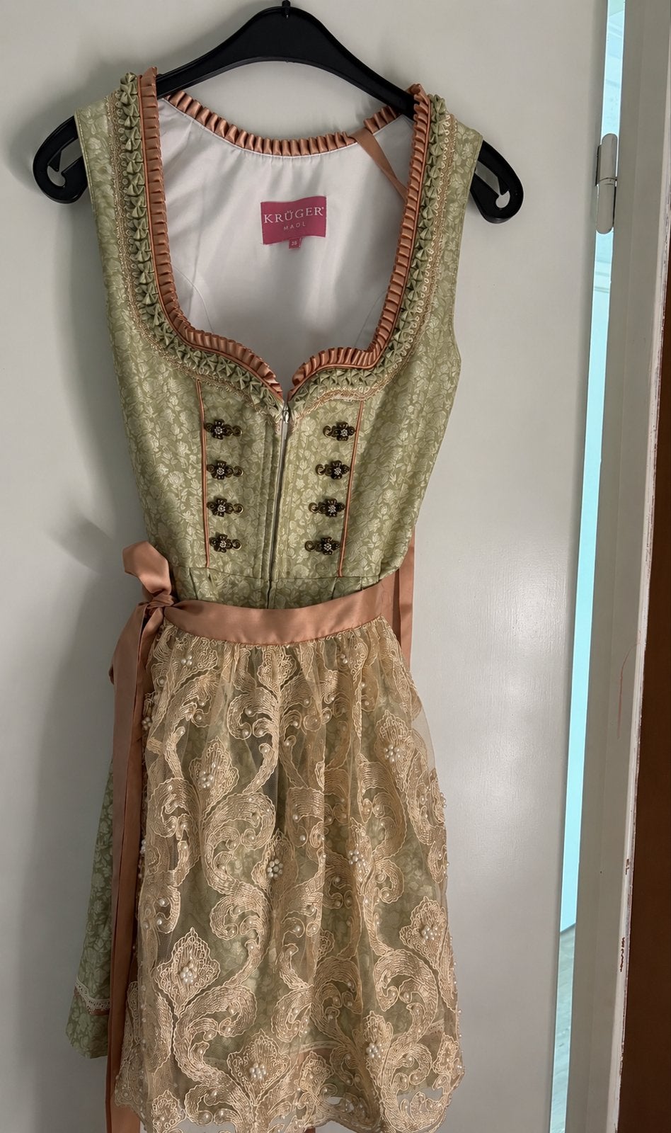 Kruger Madl Dirndl - Zo goed als nieuw, Maat 38/40 (M), Overige typen, Ophalen of Verzenden, Zo goed als nieuw